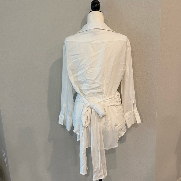 Lumiere Wrap Front Top - Picture 4 of 9